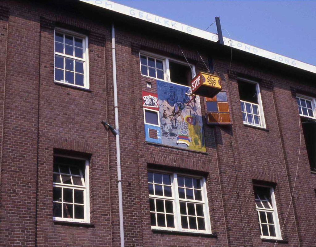Studio at Nieuw & Meer during Oogbaden, 1991, Untitled, mixed media, 196 x 197 x 110 cm